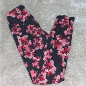 Old navy flower leggings